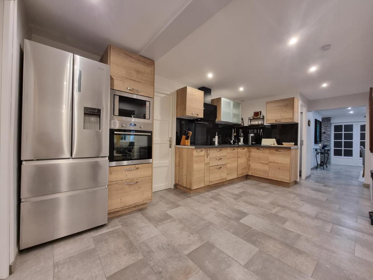 Villa Flora Superior Apartment Кабри Екстериор снимка